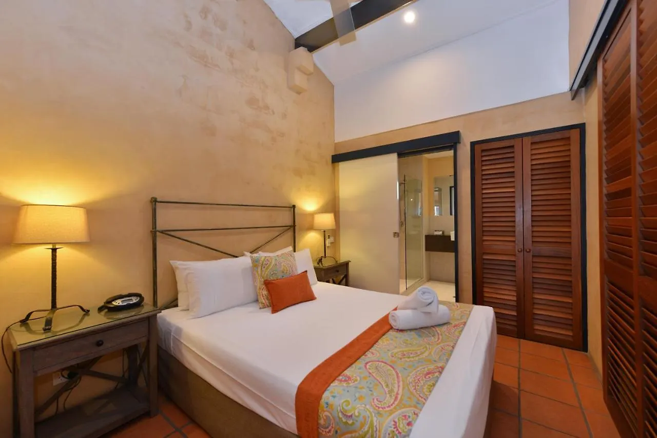 Seascape Apartments At Villa San Michele Port Douglas